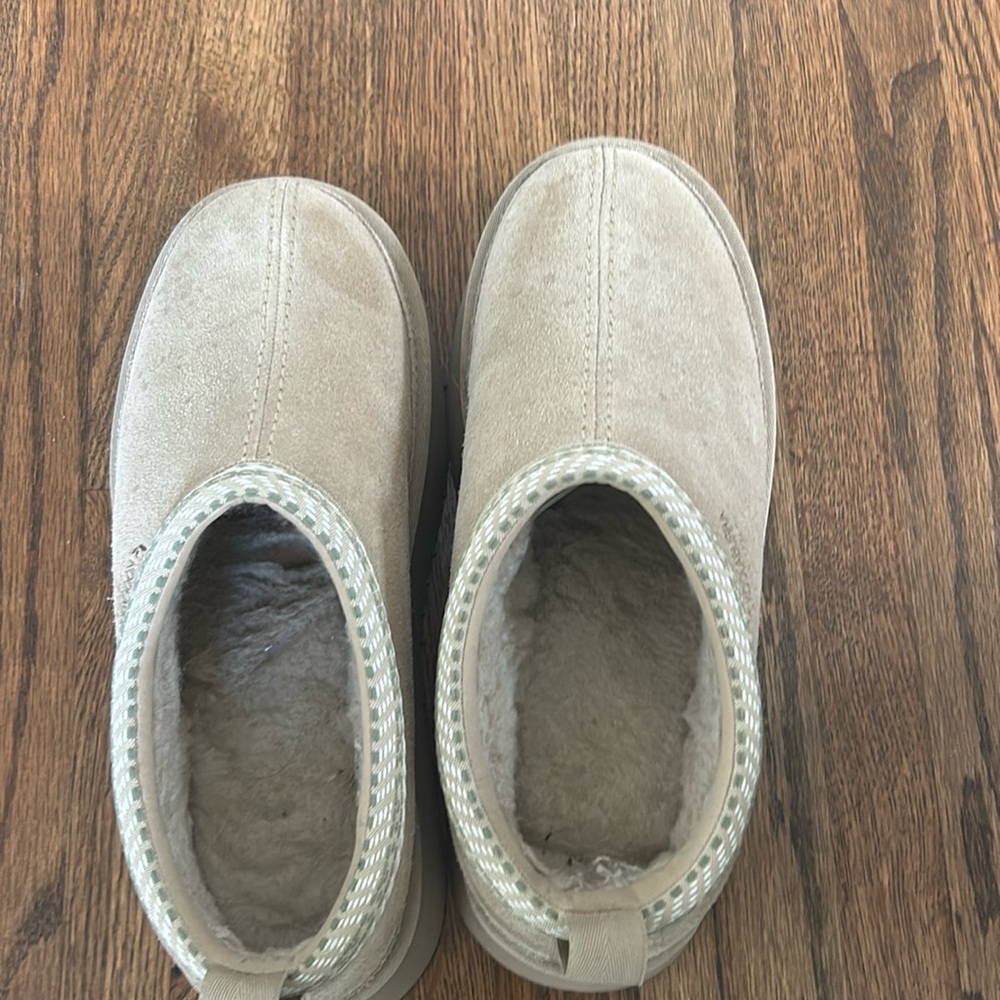 Kookaburra by UGG platform